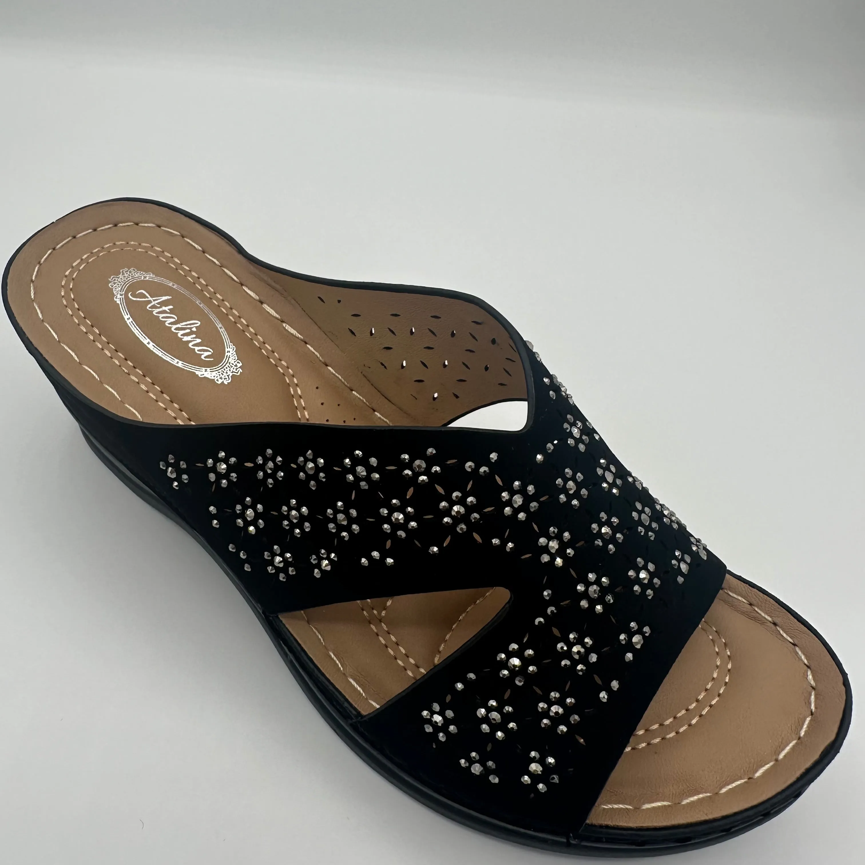 Black Low Wedge Heel Sandals Decorated With White Crystal Flower Patterns