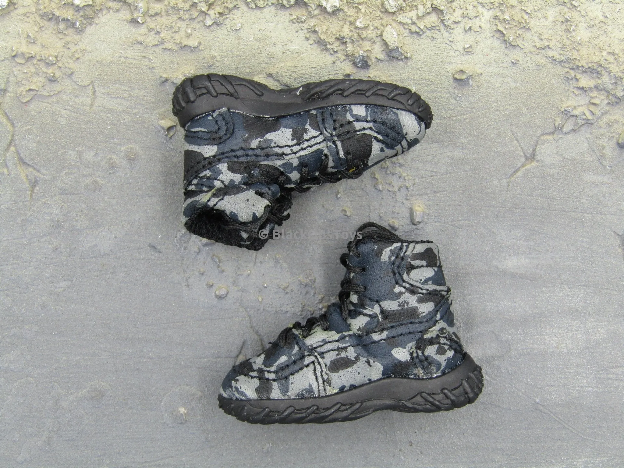 PMC Instructor Oakley Night Camo Combat Boots Foot Type