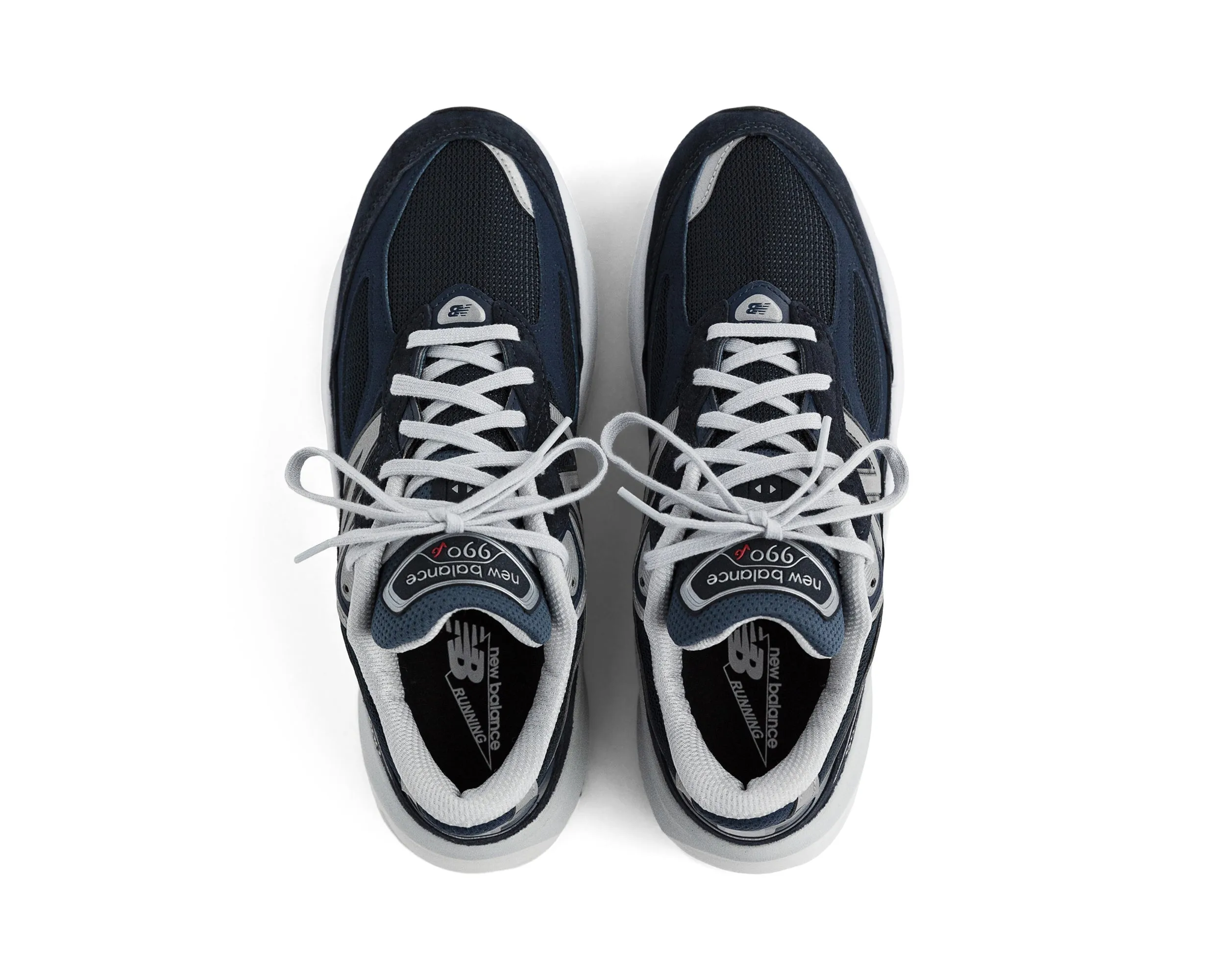 Women`s Made In USA 990v6